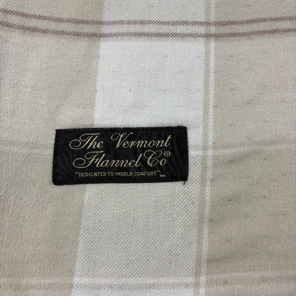 The Vermont Flannel Co Women’s Switchback Flannel Shacket Beige Plaid XXL - Picture 4 of 11